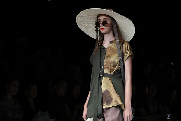 Kolaborasi Optik Seis dan Purana dalam Jakarta Fashion Week 2020
